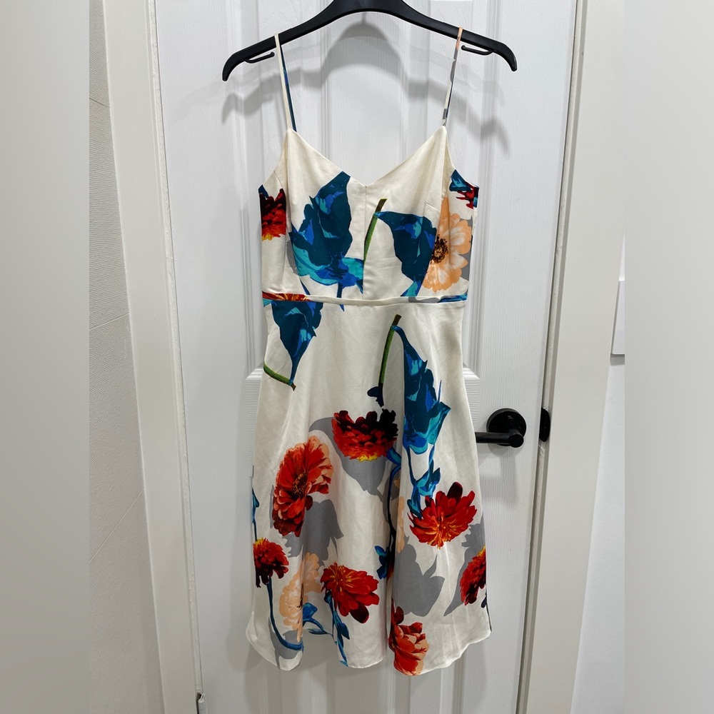 Banana Republic Petite 2 White Floral Dress